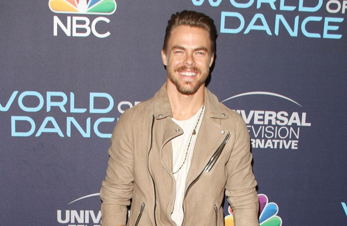 Derek Hough has appendix removed