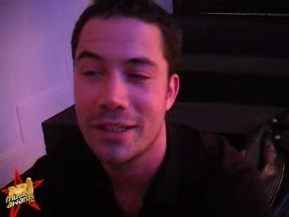 Music awards coulisses roi soleil 2006(reportage)