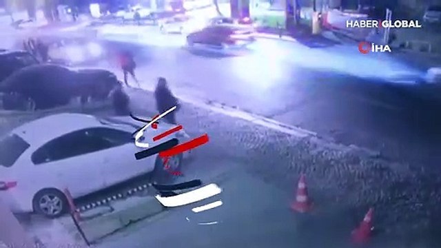 Yine Beşiktaş yine halk otobüsü! Dehşet saçtı