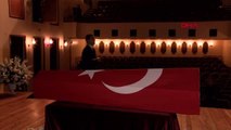 Türk tiyatrosunun usta ismine veda... yıldız kenter için tören düzenleniyor