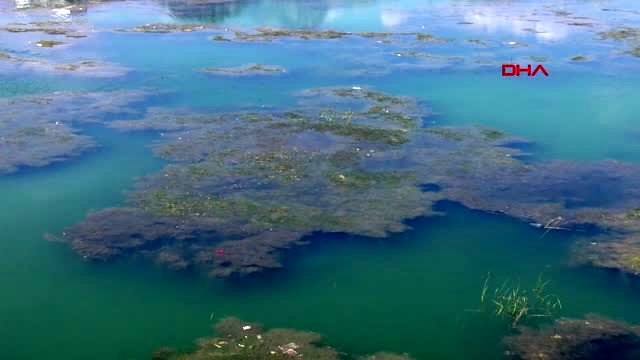 Antalya konyaaltı sahili çekiliyor
