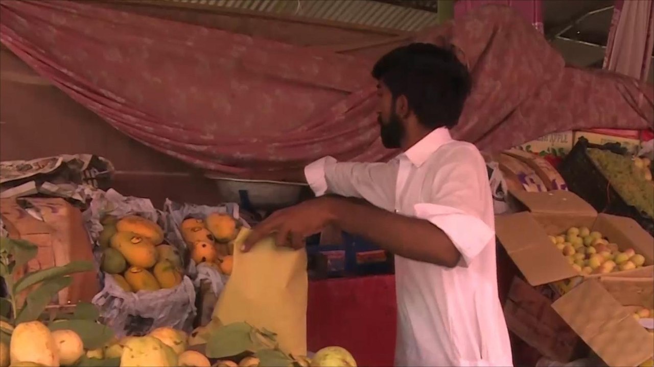 حظر استخدام أكياس البلاستيك في باكستان