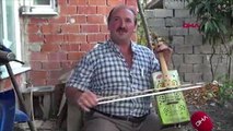 Keman alamayınca müzik aletini tenekeden yaptı, düğünlere çağırılıyor