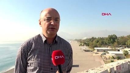 Antalya konyaaltı sahili, 10 ayda 10 bin metrekare eridi