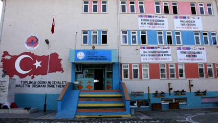 Öğrenciler robotik kodlama projelerini yurtdışında anlatıyor - MANİSA