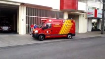 Homem ferido por faca é socorrido no quartel dos Bombeiros