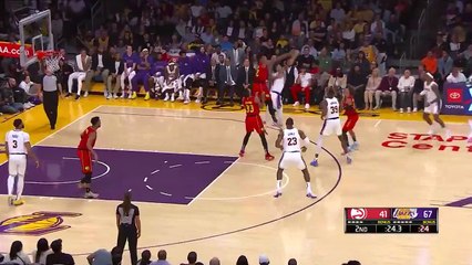 Grosse claquette dunk pour Danny Green