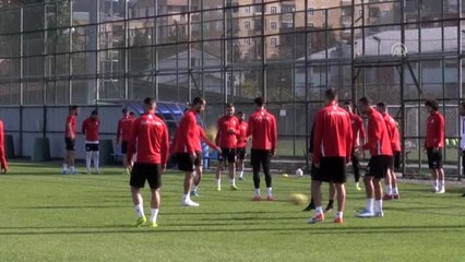 Çaykur Rizespor'da sakat oyuncular düşündürüyor