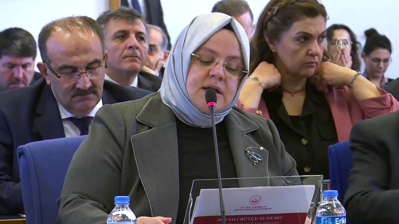 Bakan Selçuk: 'Kadınlarımızın karar alma mekanizmalarında daha aktif olduğunu görmekteyiz' - TBMM