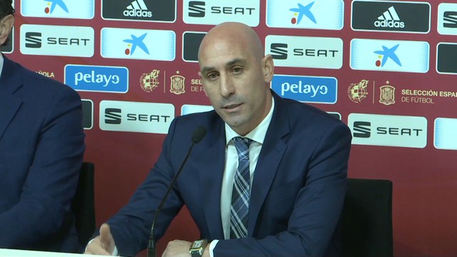 Rubiales le devuelve el mando de la selección a Luis Enrique
