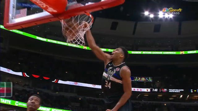 لقطة: كرة سلة: جيانيس يسجّل سلة ساحقة مذهلة خلال فوز باكس