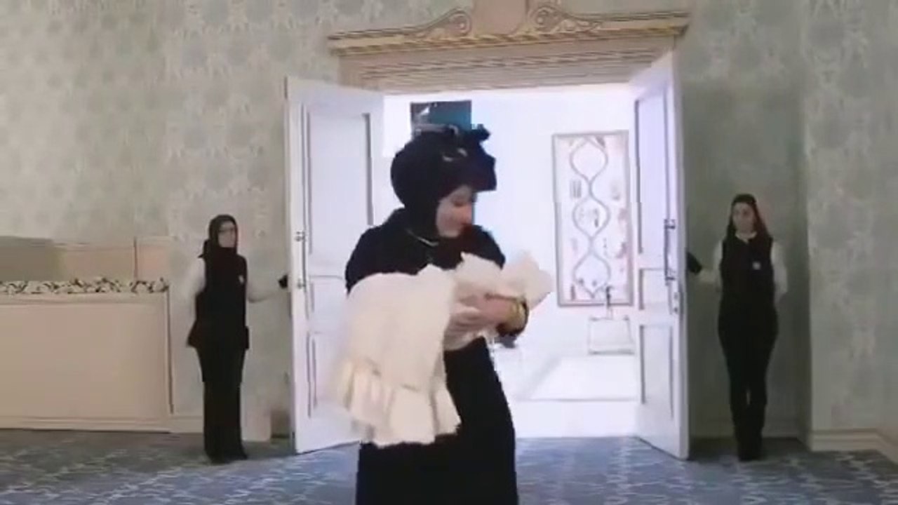 Büşra Nur Çalar'ın Gündem Olan Bebek Mevlidi