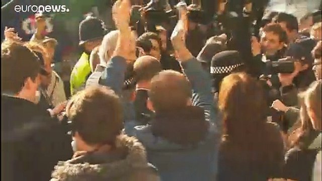 La justicia sueca archiva la causa por violación de Assange