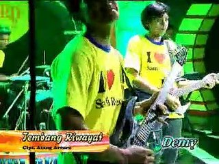 Demy - Tembang Riwayat [Official Music Video]