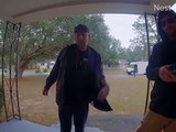 Vídeo viral: Cámara de seguridad pilla a un repartidor haciendo esto con una entrega