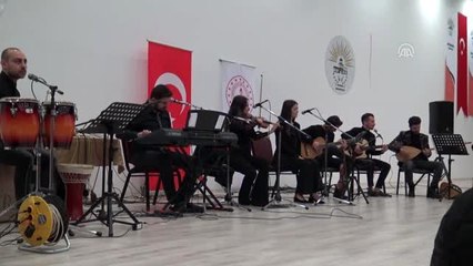 Müzik öğretmenleri meslektaşları için konser verdi