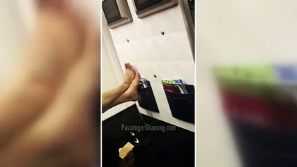 Uçakta iğrenç olay! Sosyal medya yıkıldı