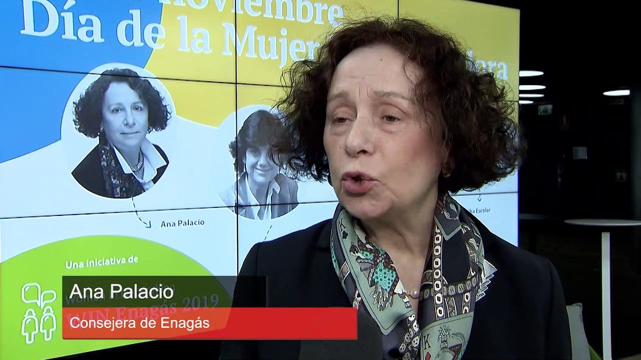 Mujeres empresarias se reúnen para hablar sobre emprendimiento