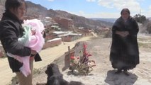 Crisis en Bolivia deja una bebé de dos meses huérfana, una viuda y una madre en pena