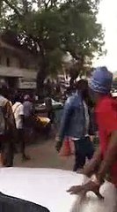 2 détenus s'échappent du véhicule pénitencier à Sandaga