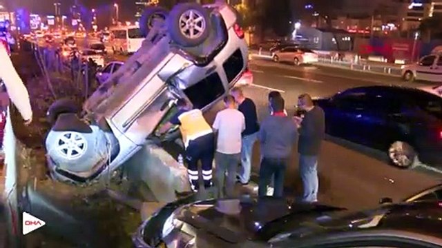 D-100'de zincirleme kaza: Trafik tıkanma noktasına geldi