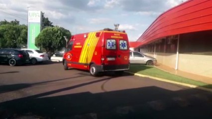 Trabalhador é socorrido após sofrer queda de andaime