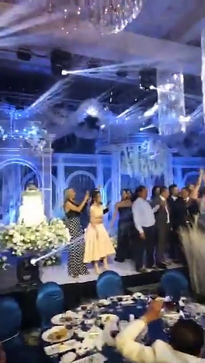 MÀN GIẬT HOA CƯỚI CỦA ĐÁM CƯỚI BẢO THY II YANNEWS