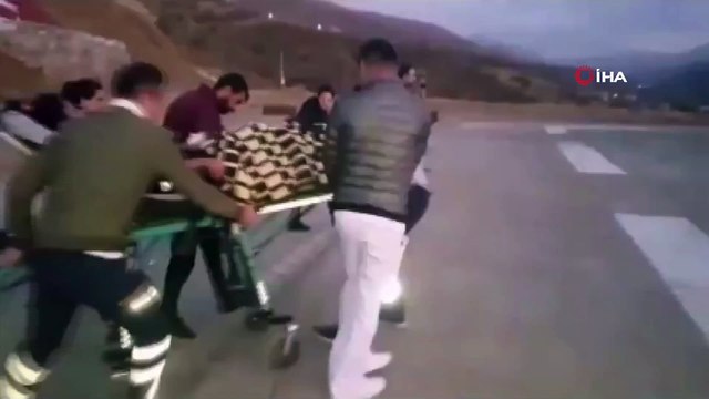 Kara Kuvvetlerine ait helikopter hamile kadın için havalandı