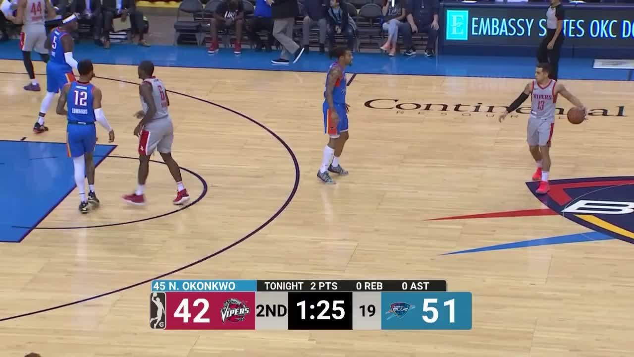 DeVaughn Akoon-Purcell with a huge block!