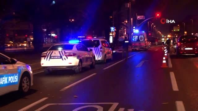 Vatan Caddesinde yolun karşısına geçmek isteyen kişiye otomobil çarptı