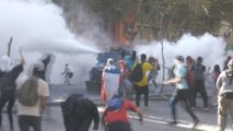 Violentos choques entre manifestantes y fuerzas de seguridad en Chile