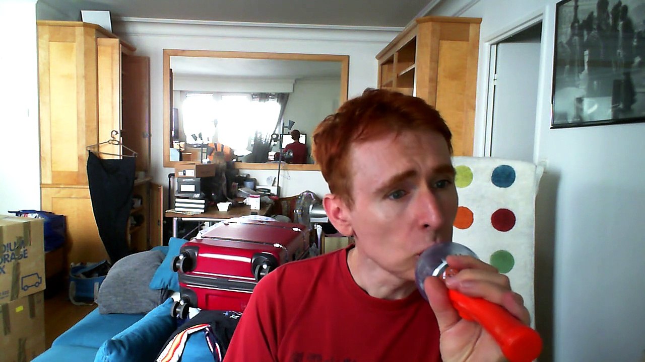 Wiwi égratigne "le toit du monde" de Daniel Bélanger