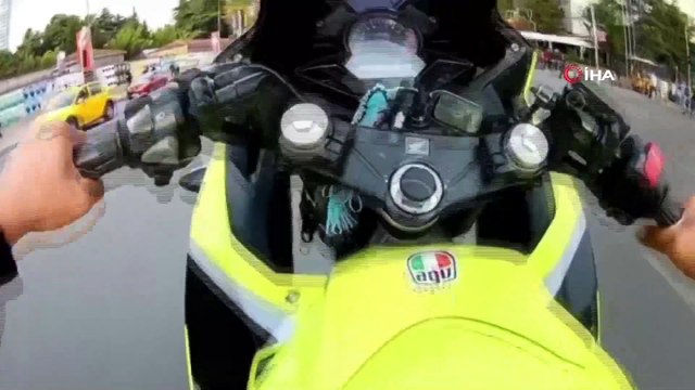 İstanbul’da trafikte terör estiren motosikletli maganda yakalandı