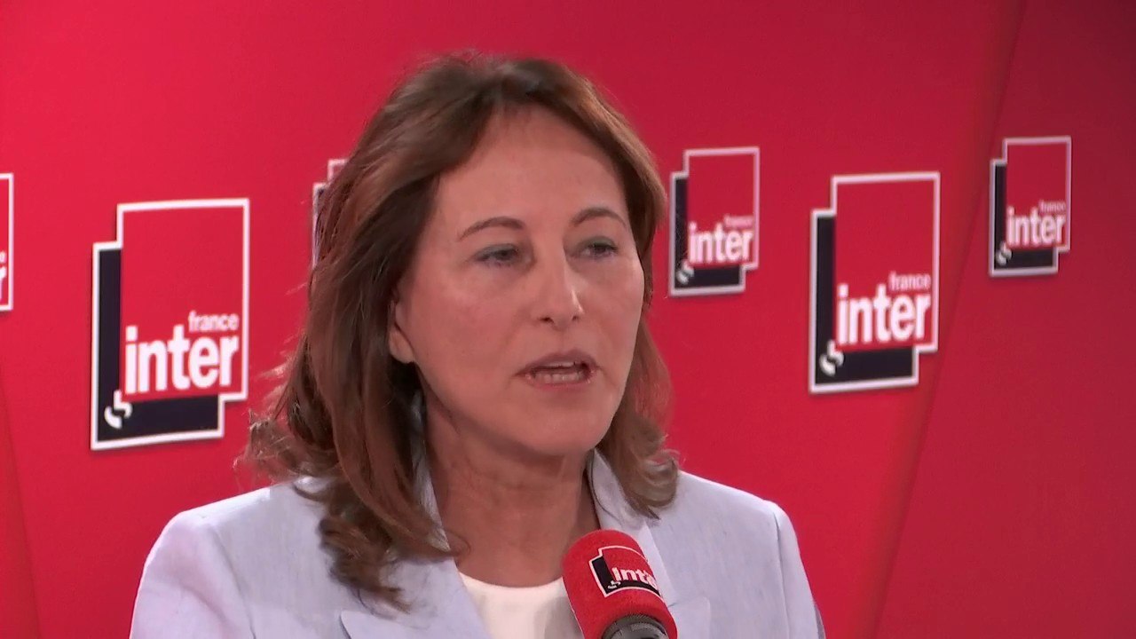 Ségolène Royal : "Mes collaborateurs travaillent 35h au service de la mission qui m'est confiée au service des pôles. Sur leur temps libre il leur arrive de m'accompagner au long cours"