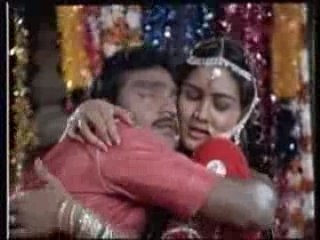 Munthanai Mudichu .....Andhi Varum Neram