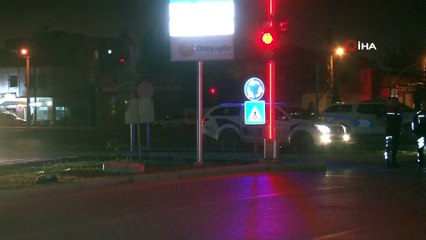 Adana’da sokak ortasında EYP patlatıldı