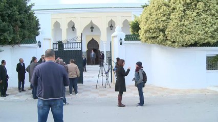 بدء المشاورات الرسمية لتشكيل الحكومة التونسية