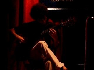Serkan Yilmaz playing at the Perro Andaluz,Buenos Aires