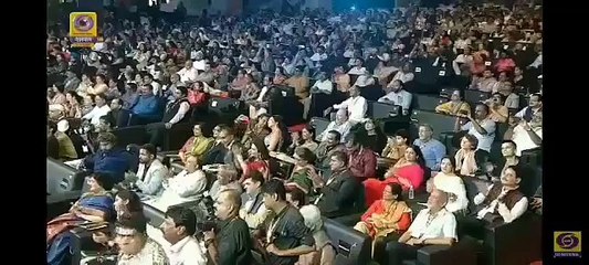 எந்த இடம் சென்றாலும், வந்த இடம் மறவாதே - Rajinikanth