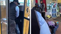 Un chauffeur éjecte un élève de son bus scolaire