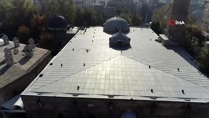 9 asırlık camiye tarihi ayıp