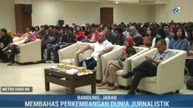 Mahasiswa Universitas Telkom Diberi Wawasan Jurnalisme Modern