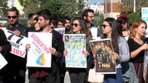 Tiyatroculardan 'yönetmelik değişikliği' protestosu