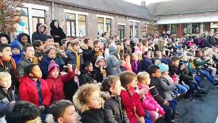 Visite ministérielle à l’école Raymond Devos