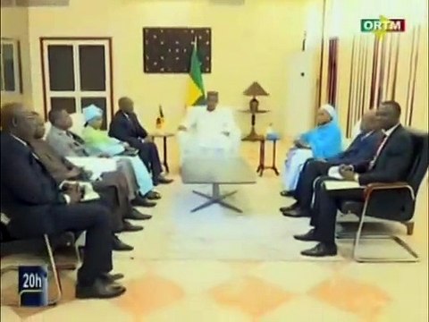 ORTM - Remise de la 5ème revue annuelle des reformes de l’organisation monétaire ouest Africaine au Premier ministre par le président de la commission de l’UEMOA