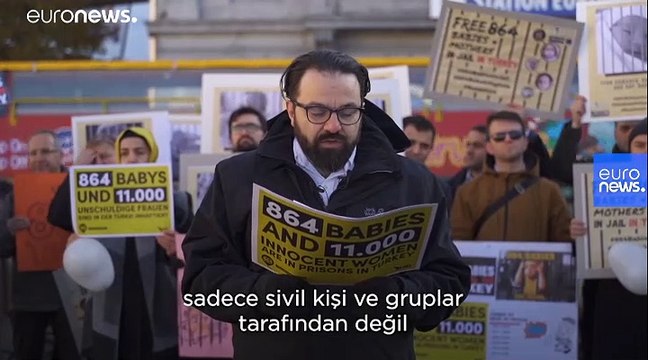 20 Kasım Dünya Çocuk Hakları Günü: AP önünde Türkiye'de bebekler serbest bırakılsın eylemi