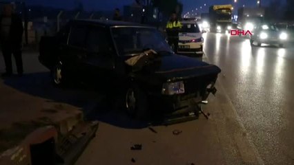 Otomobil ile çarpışan motosikletteki çift, yaralandı