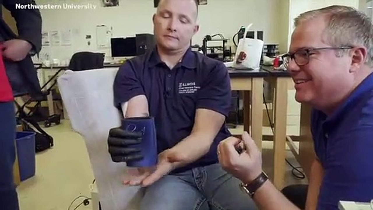 Scientists Create Virtual Reality Device Which Communicates Touch