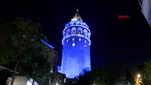 Galata kulesi dünya çocuk hakları günü'nde mavi renkle ışıklandırıldı