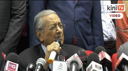 Скачать видео: Tun M ucap 'terima kasih lah' pada Anwar